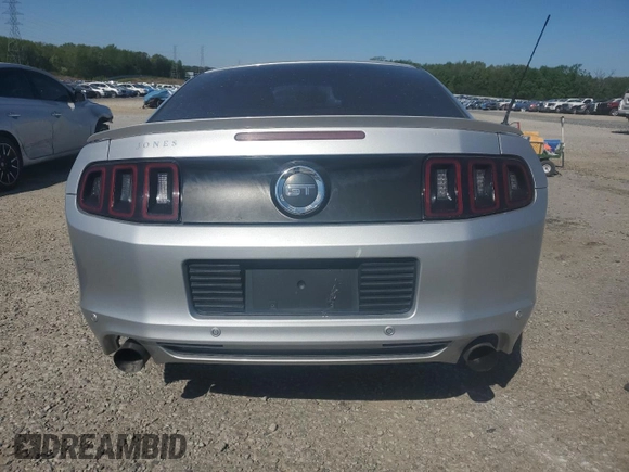 2013 Ford Mustang GT with VIN 1ZVBP8CF2D5283929, listed as a Copart auction lot 53092815 with 112,460 mi miles and Clean title. Bid and sale history available at DreamBid. Image 6.