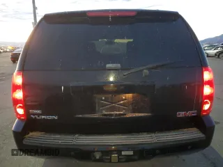 2008 GMC Yukon SLT w/4SA with VIN 1GKFK13028J229876, listed as a Copart auction lot 82113734 with 150,461 mi miles and Salvage Title. Bid and sale history available at carsss.com. Image 6.