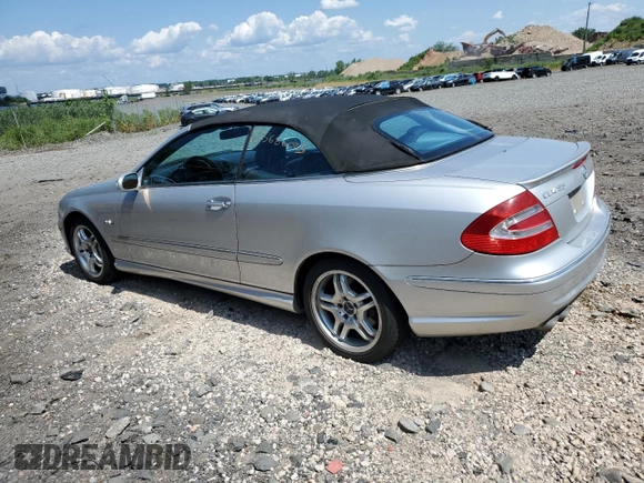 2004 Mercedes-Benz CLK 55 AMG with VIN WDBTK76G14T011421, listed as a Copart auction lot 65686025 with 135,399 mi miles and Salvage title. Bid and sale history available at DreamBid. Image 2.