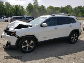 2019 Jeep Cherokee Limited z VIN 1C4PJMDX4KD124441, wystawiony jako Copart lot #56511105 z przebiegiem 73 491 mil mil oraz Szkoda całkowita • Salvage title. Historia ofert i sprzedaży dostępna na DreamBid. Obrazek 1.