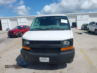 2017 Chevrolet Express Cargo z VIN 1GCWGAFF0H1298823, wystawiony jako IAAI lot #41933843 z przebiegiem 75 213 mil mil oraz . Historia ofert i sprzedaży dostępna na DreamBid. Obrazek 12.