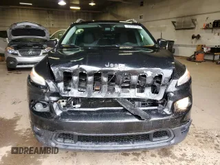 2014 Jeep Cherokee Latitude z VIN 1C4PJLCS0EW206742, wystawiony jako Copart lot #55797795 z przebiegiem 153 695 mil mil oraz Czysty tytuł • Clean title. Historia ofert i sprzedaży dostępna na DreamBid. Obrazek 5.
