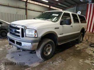2004 Ford Excursion Eddie Bauer with VIN 1FMSU45P84EB01639, listed as a Copart auction lot 84080724 with 239,334 mi miles and Clean Title. Bid and sale history available at DreamBid. Image 1.