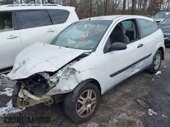 2000 Ford Focus ZX3 with VIN 3FAFP3130YR210633, listed as a IAAI auction lot 41376240 with Not Provided miles and . Bid and sale history available at carsss.com. Image 2.