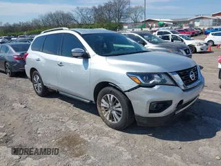 2019 Nissan Pathfinder SL with VIN 5N1DR2MM8KC607678, listed as a IAAI auction lot 41879587 with 110,090 mi miles and . Bid and sale history available at DreamBid. Image 1.