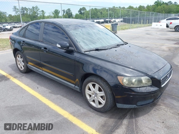 2007 Volvo S40 2.4L z VIN YV1MS382972260828, wystawiony jako IAAI lot #42312374 z przebiegiem 129 152 mil mil oraz . Historia ofert i sprzedaży dostępna na DreamBid. Obrazek 1.
