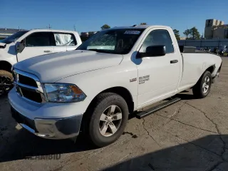 2020 Ram 1500 Tradesman z VIN 3C6JR6DT0LG138856, wystawiony jako Copart lot #81041414 z przebiegiem 55 137 mil mil oraz Szkoda całkowita • Salvage title. Historia ofert i sprzedaży dostępna na DreamBid. Obrazek 1.