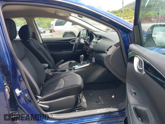 2018 Nissan Sentra SV z VIN 3N1AB7AP6JL655208, wystawiony jako IAAI lot #42339961 z przebiegiem 96 025 mil mil oraz . Historia ofert i sprzedaży dostępna na DreamBid. Obrazek 5.