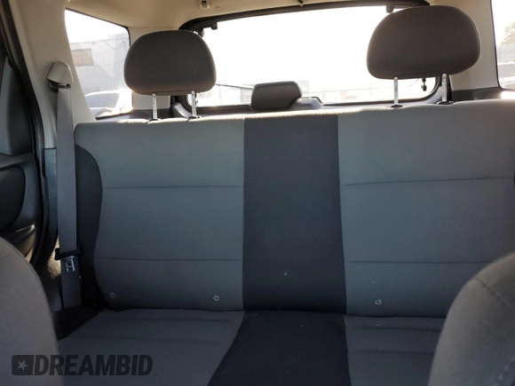 2004 Ford Escape XLS with VIN 1FMYU92114DA08913, listed as a Copart auction lot 47459535 with 153,887 mi miles and Clean Title. Bid and sale history available at DreamBid. Image 10.