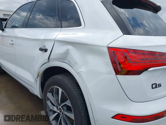 2023 Audi Q5 S line Premium Plus with VIN WA1EABFY3P2122520, listed as a IAAI auction lot 42179826 with 23,020 mi miles and . Bid and sale history available at DreamBid. Image 19.