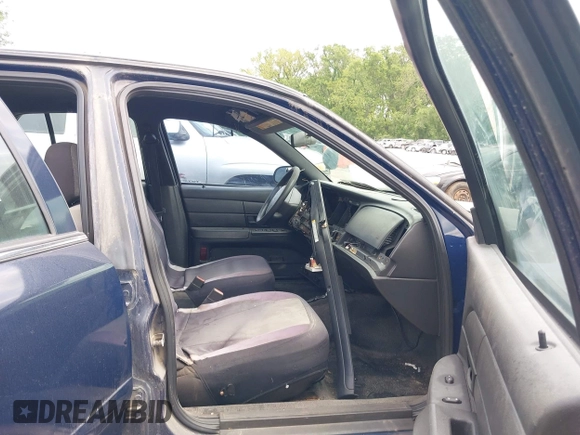 2006 Ford Police Interceptor с VIN 2FAFP71W76X101151, выставлен на аукционе IAAI как лот 42080117 с пробегом Не указан миль и . История ставок и продаж доступна на DreamBid. Изображение 5.