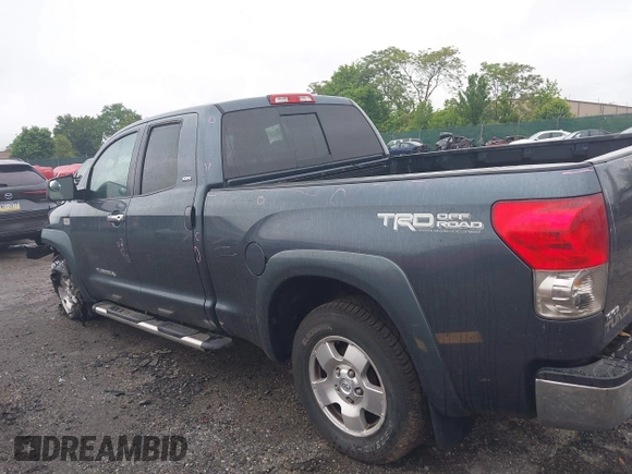 2008 Toyota Tundra z VIN 5TFBV54148X071912, wystawiony jako IAAI lot #42209379 z przebiegiem 261 492 mil mil oraz . Historia ofert i sprzedaży dostępna na DreamBid. Obrazek 20.