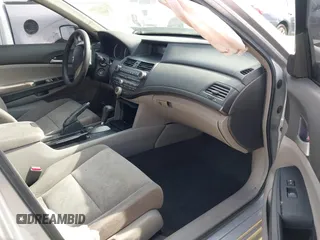 2009 Honda Accord LX-P z VIN 1HGCP26429A200918, wystawiony jako IAAI lot #41864656 z przebiegiem 252 843 mil mil oraz . Historia ofert i sprzedaży dostępna na DreamBid. Obrazek 5.