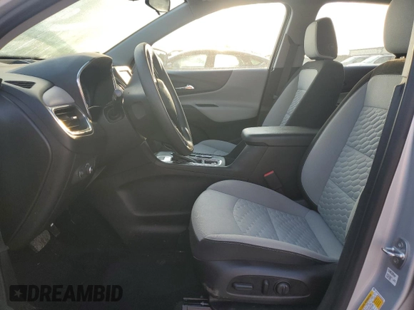 2020 Chevrolet Equinox LS z VIN 2GNAXSEV9L6222054, wystawiony jako Copart lot #70591174 z przebiegiem Nie podano mil oraz Czysty tytuł • Clean title. Historia ofert i sprzedaży dostępna na DreamBid. Obrazek 7.