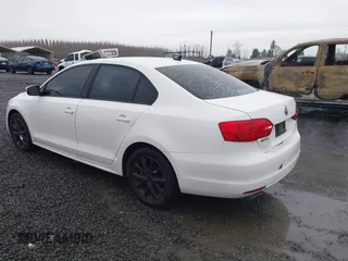 2012 Volkswagen Jetta SE with VIN 3VWDX7AJ2CM356378, listed as a IAAI auction lot 41145401 with 132,301 mi miles and . Bid and sale history available at DreamBid. Image 3.