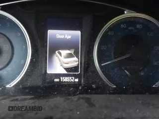 2017 Toyota Camry XLE with VIN 4T1BF1FK2HU669201, listed as a IAAI auction lot 41586166 with 158,552 mi miles. Bid and sale history available at carsss.com. Image 16.