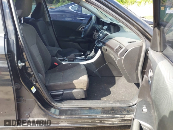 2014 Honda Accord LX z VIN 1HGCR2F3XEA166920, wystawiony jako IAAI lot #42185155 z przebiegiem 147 206 mil mil oraz . Historia ofert i sprzedaży dostępna na DreamBid. Obrazek 5.
