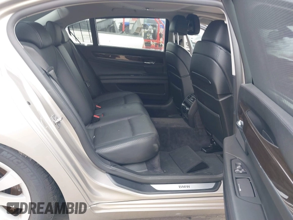 2011 BMW 7 Series 750Li xDrive with VIN WBAKC8C53BC432280, listed as a IAAI auction lot 41520006 with 114,135 mi miles. Bid and sale history available at carsss.com. Image 8.