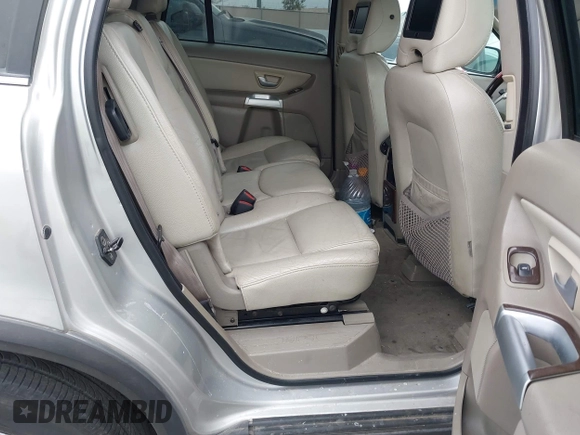 2005 Volvo XC90 with VIN YV1CZ852851176303, listed as a IAAI auction lot 41863268 with 191,742 mi miles. Bid and sale history available at carsss.com. Image 8.