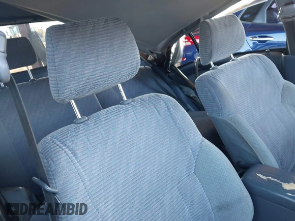 1998 Toyota 4Runner SR5 with VIN JT3HN86R1W0152133, listed as a IAAI auction lot 41529255 with Not Provided miles and . Bid and sale history available at DreamBid. Image 8.