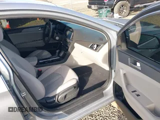 2017 Hyundai Sonata SE with VIN 5NPE24AF3HH510402, listed as a IAAI auction lot 41891129 with 228,067 mi miles and . Bid and sale history available at DreamBid. Image 5.