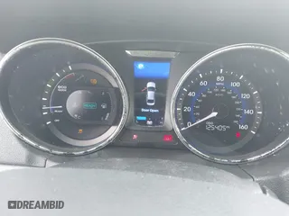 2015 Hyundai Sonata Hybrid Limited with VIN KMHEC4A46FA137237, listed as a IAAI auction lot 41478749 with 125,405 mi miles. Bid and sale history available at carsss.com. Image 7.