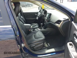 2016 Jeep Cherokee Limited z VIN 1C4PJMDB6GW260957, wystawiony jako IAAI lot #42120061 z przebiegiem 148 839 mil mil oraz . Historia ofert i sprzedaży dostępna na DreamBid. Obrazek 5.