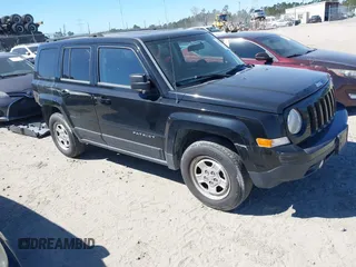 2014 Jeep Patriot Sport with VIN 1C4NJRBB8ED879155, listed as a IAAI auction lot 41854503 with 139,633 mi miles. Bid and sale history available at carsss.com. Image 1.