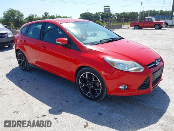 2014 Ford Focus SE with VIN 1FADP3K25EL159136, listed as a IAAI auction lot 42180192 with 118,828 mi miles and . Bid and sale history available at carsss.com. Image 1.