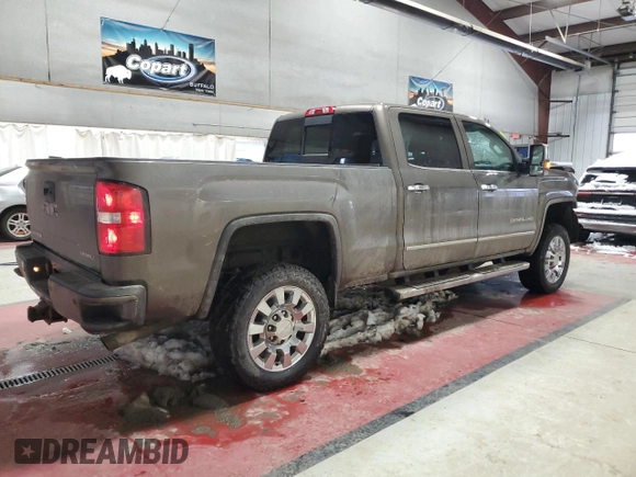2015 GMC Sierra 2500HD Denali with VIN 1GT120EG6FF619065, listed as a Copart auction lot 83321254 with 120,628 mi miles and Salvage title. Bid and sale history available at DreamBid. Image 3.