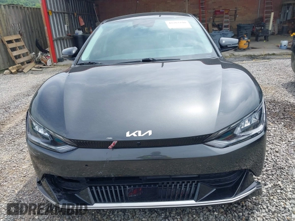 2022 Kia EV6 Wind z VIN KNDC3DLC5N5034625, wystawiony jako IAAI lot #42263100 z przebiegiem 35 412 mil mil oraz . Historia ofert i sprzedaży dostępna na DreamBid. Obrazek 12.