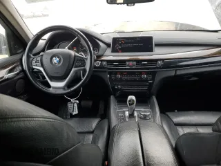 2015 BMW X6 xDrive35i z VIN 5UXKU2C54F0F95526, wystawiony jako Copart lot #45578085 z przebiegiem 97 965 mil mil oraz Szkoda całkowita • Salvage title. Historia ofert i sprzedaży dostępna na DreamBid. Obrazek 8.