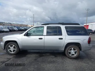 2006 Chevrolet TrailBlazer LS with VIN 1GNES16S466103322, listed as a IAAI auction lot 41935458 with 239,941 mi miles. Bid and sale history available at carsss.com. Image 14.