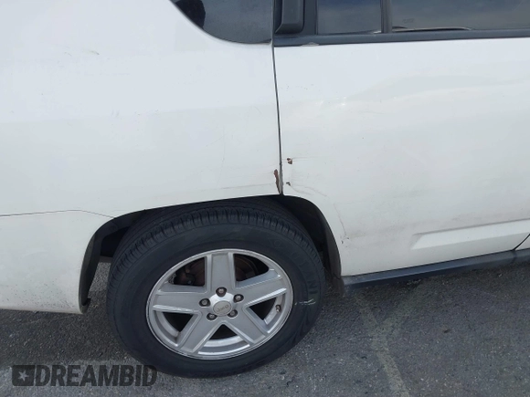 2007 Jeep Compass Sport with VIN 1J8FT47W77D145745, listed as a IAAI auction lot 41687495 with 218,231 mi miles. Bid and sale history available at carsss.com. Image 12.