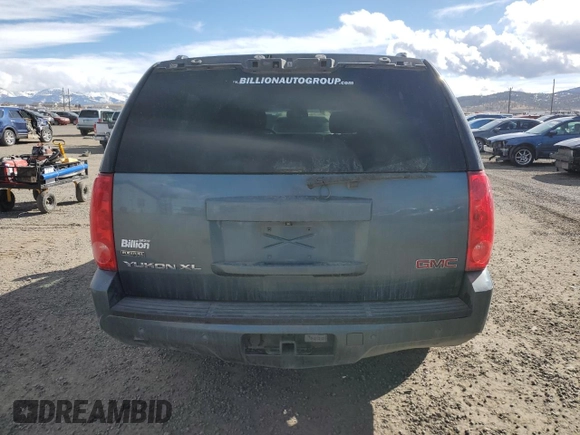 2010 GMC Yukon XL z VIN 1GKUKKE30AR267621, wystawiony jako Copart lot #49843725 z przebiegiem 228 771 mil mil oraz Czysty tytuł • Clean title. Historia ofert i sprzedaży dostępna na DreamBid. Obrazek 6.
