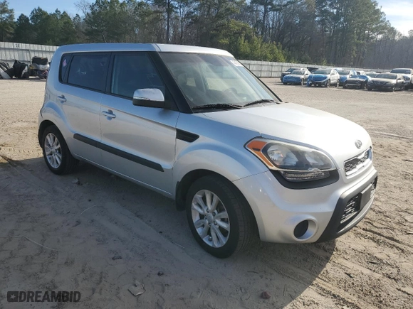 2012 Kia Soul + with VIN KNDJT2A64C7438316, listed as a Copart auction lot 46450685 with 119,150 mi miles and Salvage Title. Bid and sale history available at carsss.com. Image 4.