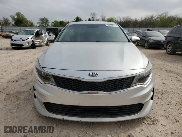2017 Kia Optima LX z VIN 5XXGT4L33HG144798, wystawiony jako Copart lot #51534195 z przebiegiem 103 749 mil mil oraz Szkoda całkowita • Salvage title. Historia ofert i sprzedaży dostępna na DreamBid. Obrazek 5.