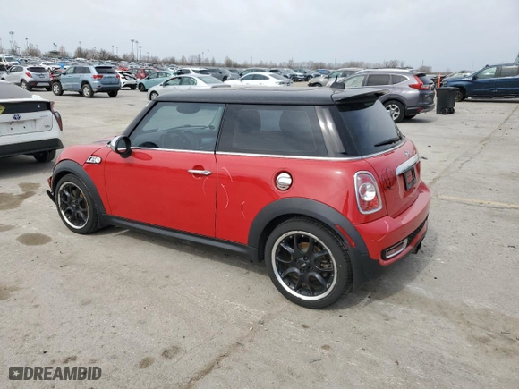 2011 MINI Cooper Hardtop S with VIN WMWSV3C54BTY14542, listed as a Copart auction lot 49490325 with 118,223 mi miles and Salvage Title. Bid and sale history available at carsss.com. Image 2.