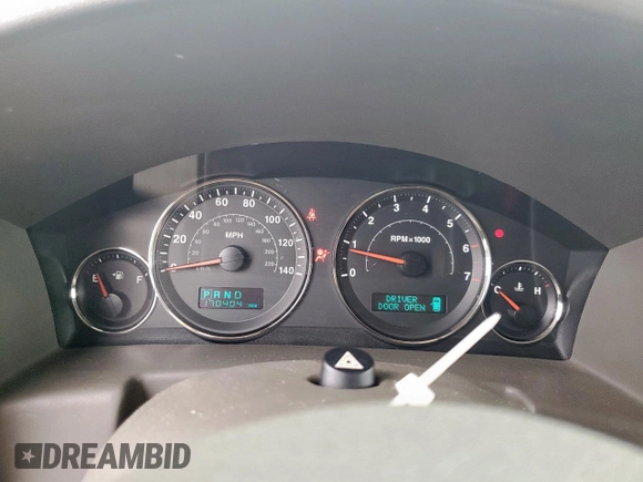 2006 Jeep Commander z VIN 1J8HH48NX6C106832, wystawiony jako Copart lot #60544515 z przebiegiem 170 404 mil mil oraz Czysty tytuł • Clean title. Historia ofert i sprzedaży dostępna na DreamBid. Obrazek 9.