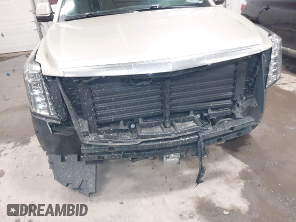 2017 Cadillac Escalade Premium Luxury z VIN 1GYS4CKJ9HR390988, wystawiony jako IAAI lot #41626132 z przebiegiem 166 185 mil mil oraz . Historia ofert i sprzedaży dostępna na DreamBid. Obrazek 18.