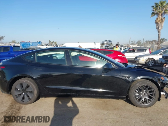 2025 Tesla Model 3 Long Range with VIN 5YJ3E1EB3SF926394, listed as a IAAI auction lot 42249844 with 1,090 mi miles and . Bid and sale history available at DreamBid. Image 14.