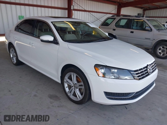 2014 Volkswagen Passat SE с VIN 1VWBN7A3XEC087730, выставлен на аукционе IAAI как лот 42374482 с пробегом 199 449 миль миль и . История ставок и продаж доступна на DreamBid. Изображение 1.