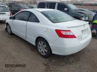 2007 Honda Civic Cpe LX with VIN 2HGFG12677H558299, listed as a IAAI auction lot 41936988 with 195,278 mi miles. Bid and sale history available at carsss.com. Image 3.