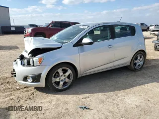 2016 Chevrolet Sonic LTZ z VIN 1G1JE6SB8G4159979, wystawiony jako Copart lot #83398084 z przebiegiem 120 767 mil mil oraz Szkoda całkowita • Salvage title. Historia ofert i sprzedaży dostępna na DreamBid. Obrazek 1.