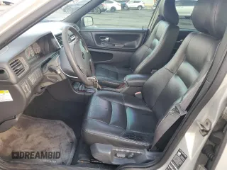2000 Volvo V70 with VIN YV1LW61JXY2644752, listed as a Copart auction lot 80972004 with 115,495 mi miles and Clean Title. Bid and sale history available at carsss.com. Image 7.