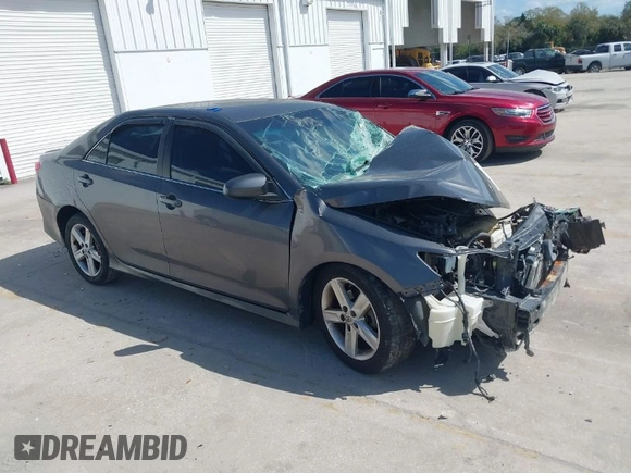 2014 Toyota Camry L with VIN 4T1BF1FK2EU390116, listed as a IAAI auction lot 41705712 with 1 mi miles. Bid and sale history available at carsss.com. Image 1.