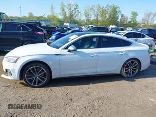 2018 Audi S5 Sportback Prestige z VIN WAUC4CF59JA044383, wystawiony jako IAAI lot #42195056 z przebiegiem 68 610 mil mil oraz . Historia ofert i sprzedaży dostępna na DreamBid. Obrazek 14.