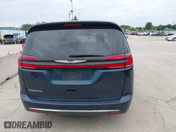 2023 Chrysler Pacifica Touring L z VIN 2C4RC1BG8PR526374, wystawiony jako IAAI lot #42525173 z przebiegiem 67 044 mil mil oraz . Historia ofert i sprzedaży dostępna na DreamBid. Obrazek 16.