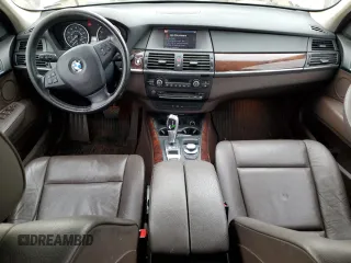 2008 BMW X5 3.0si with VIN 5UXFE43518L005761, listed as a Copart auction lot 52225995 with 193,640 mi miles and Clean Title. Bid and sale history available at carsss.com. Image 8.