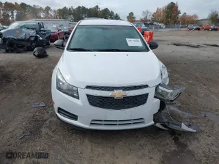 2013 Chevrolet Cruze LS with VIN 1G1PA5SHXD7220764, listed as a IAAI auction lot 40736688 with 100,969 mi miles. Bid and sale history available at carsss.com. Image 12.
